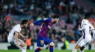 脱节而陷入 脱节而陷入